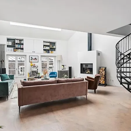 Triplex Atypique A 10mn De Paris