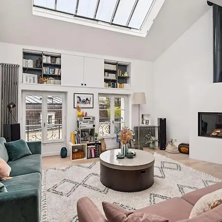 Apartment Triplex Atypique A 10mn De Paris *